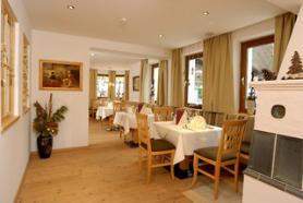 Rakouský hotel Vier Jahreszeiten s restaurací
