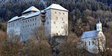 Hrad Kaprun v Rakousku