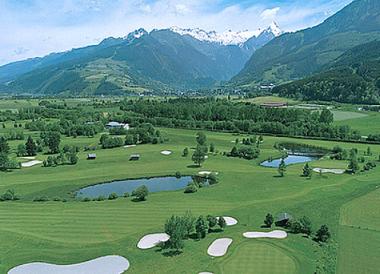 Zell am See a golfové hřiště