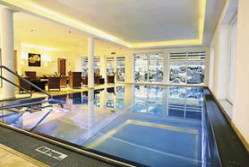 Rakouský hotel Vier Jahreszeiten s bazénem