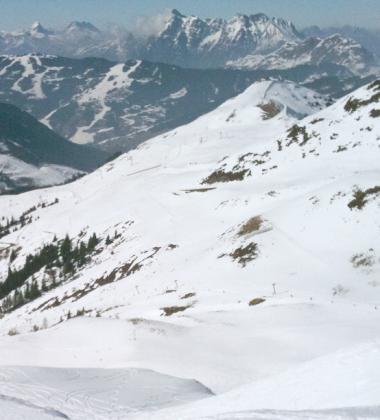 Horské panorama lyžařské oblasti Zell am See - Kaprun