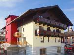 Rakouská obec Bruck s hotelem Kitz Aktiv